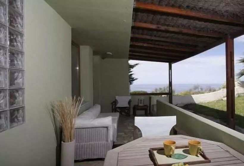 Agnanti Suites