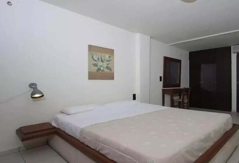 Agnanti Suites