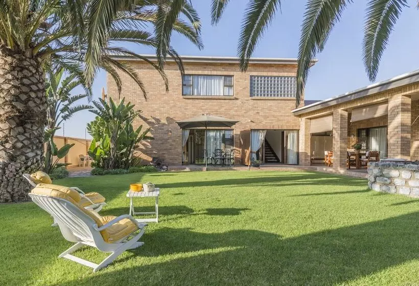 Chala Kigi Self Catering