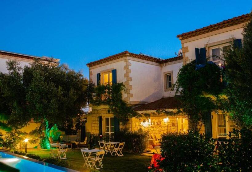 هتل Alanarin Konak Alacati