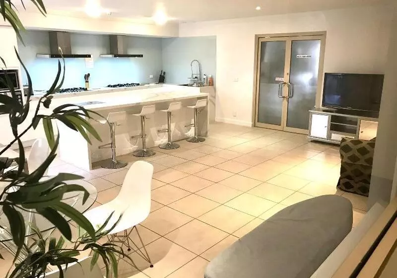 Hotelli Cityview Studio Accommodation