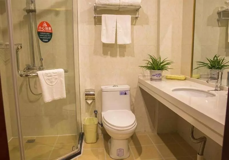 Hotelli Greentree Inn Jiangsu Suzhou Changshu Fuchunjiang International Qipeicheng Road Express
