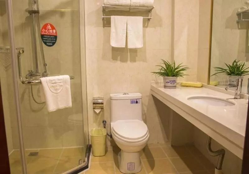 Hotelli Greentree Inn Jiangsu Suzhou Changshu Fuchunjiang International Qipeicheng Road Express