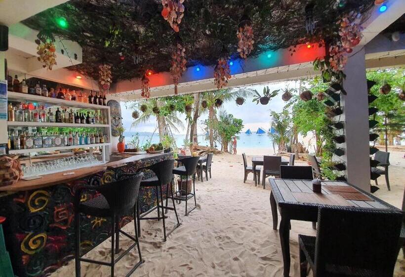 Отель Kaiyana Boracay Beach Resort