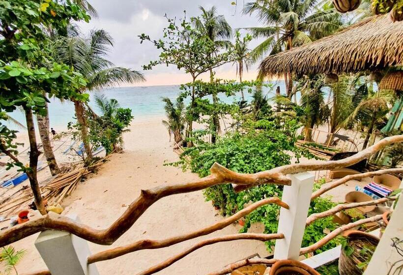 Отель Kaiyana Boracay Beach Resort