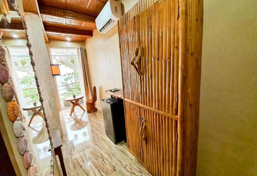 Отель Kaiyana Boracay Beach Resort