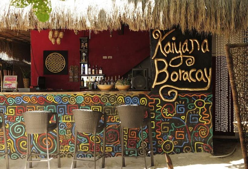 Отель Kaiyana Boracay Beach Resort