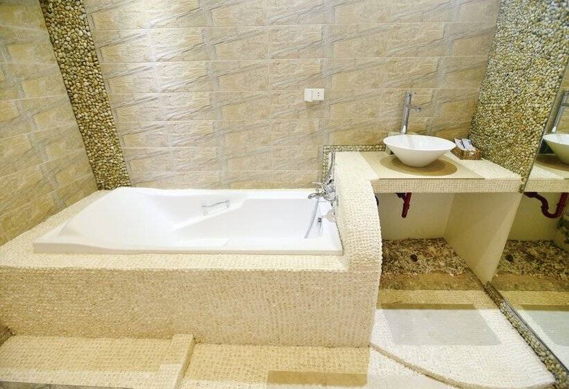 Отель Kaiyana Boracay Beach Resort