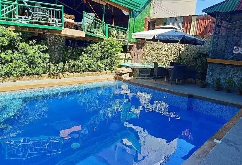 ホテル Mb's Garden Inn