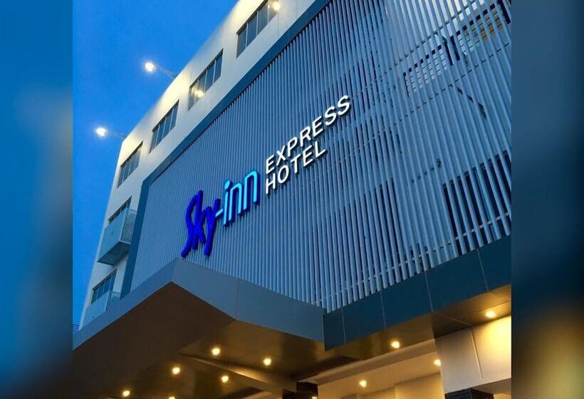 Os Hotel Airport Batam