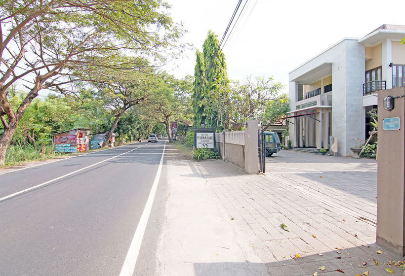 فندق Zen Rooms Raya Sririt Singaraja