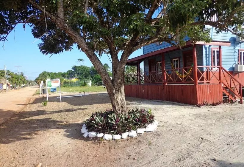 ペンション Sugar Patch Inn