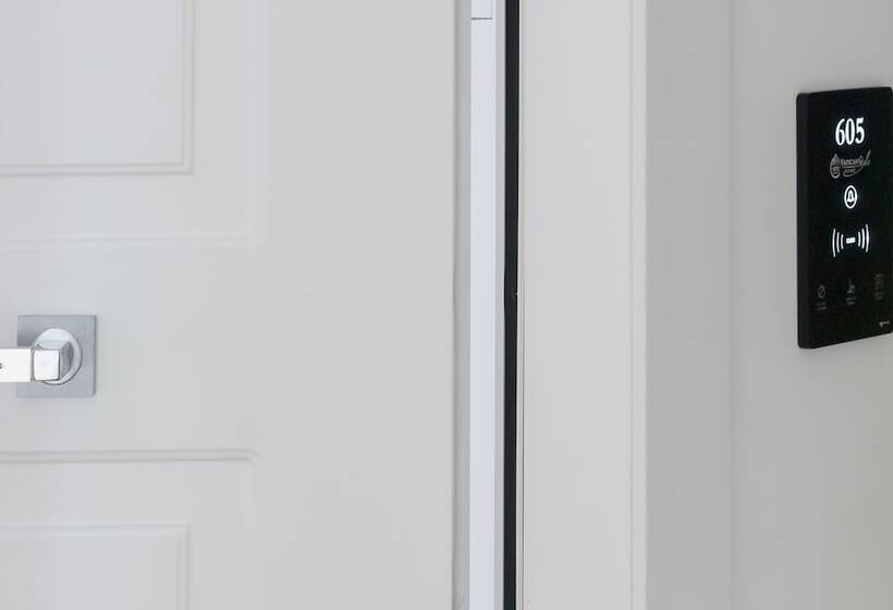 پانسیون Vatican Style