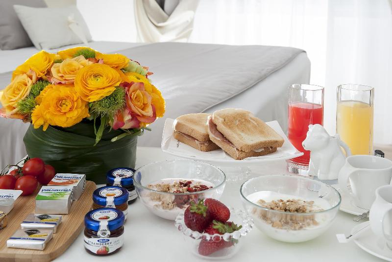 پانسیون Vatican Style