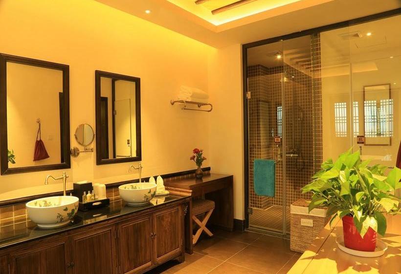 Scholars Hotel Xuntang