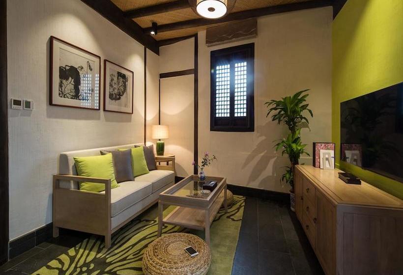 Scholars Hotel Xuntang