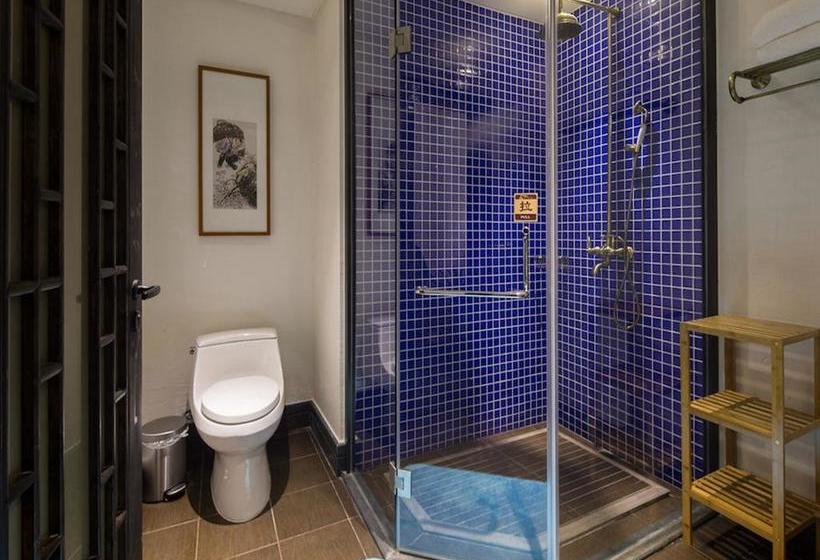 Scholars Hotel Xuntang