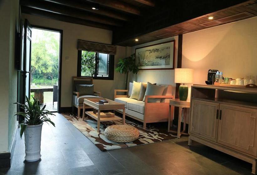 Scholars Hotel Xuntang