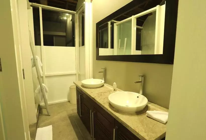 808 Residence