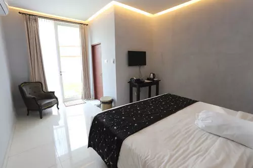 808 Residence