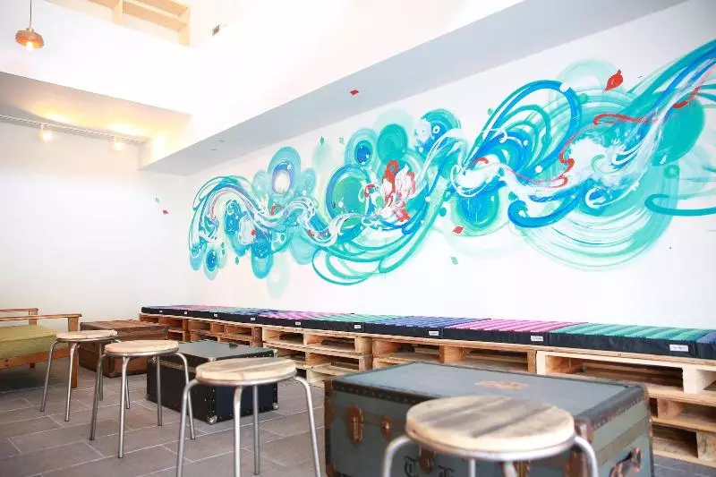 Uzuhouse   Hostel