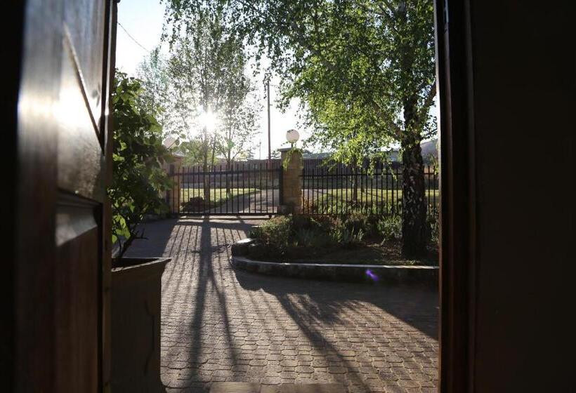 צימר Mt Horeb Manor