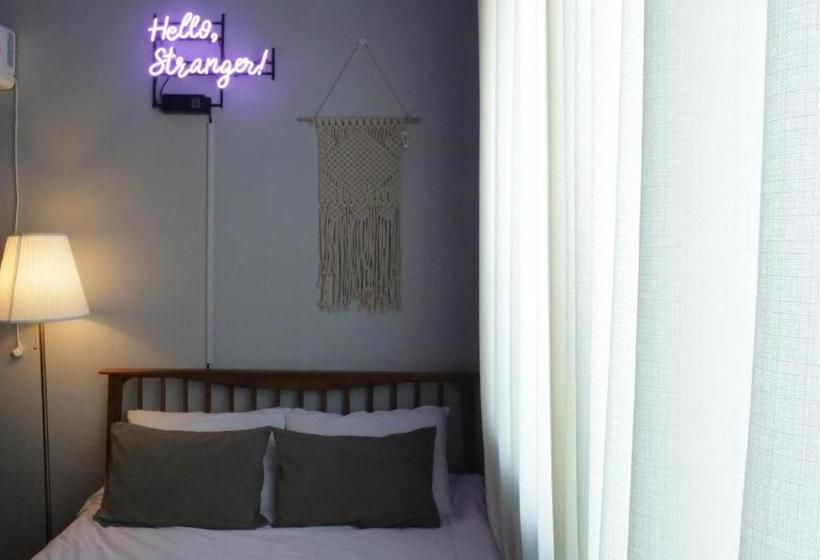 Dongdaemun Modern Studio