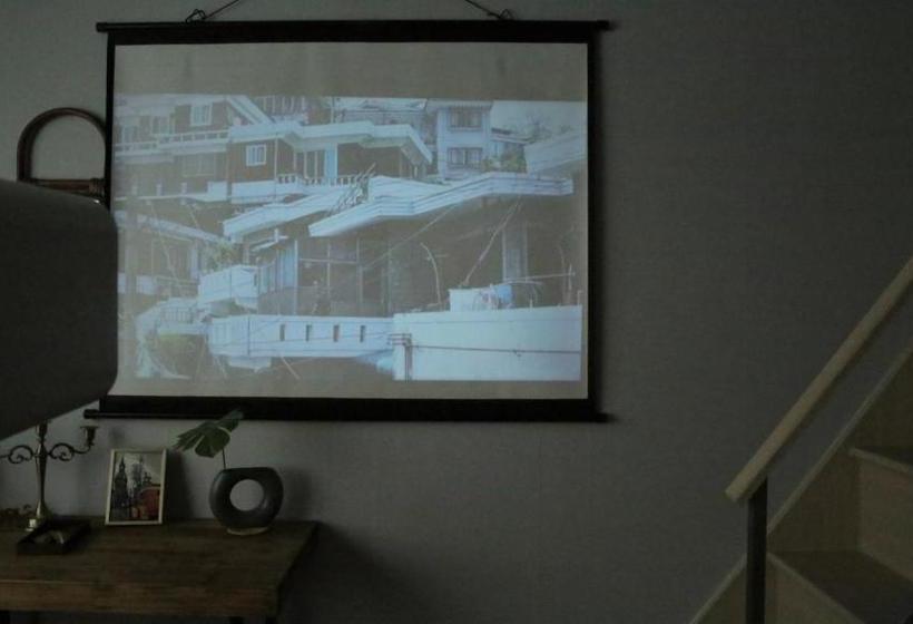 Dongdaemun Modern Studio