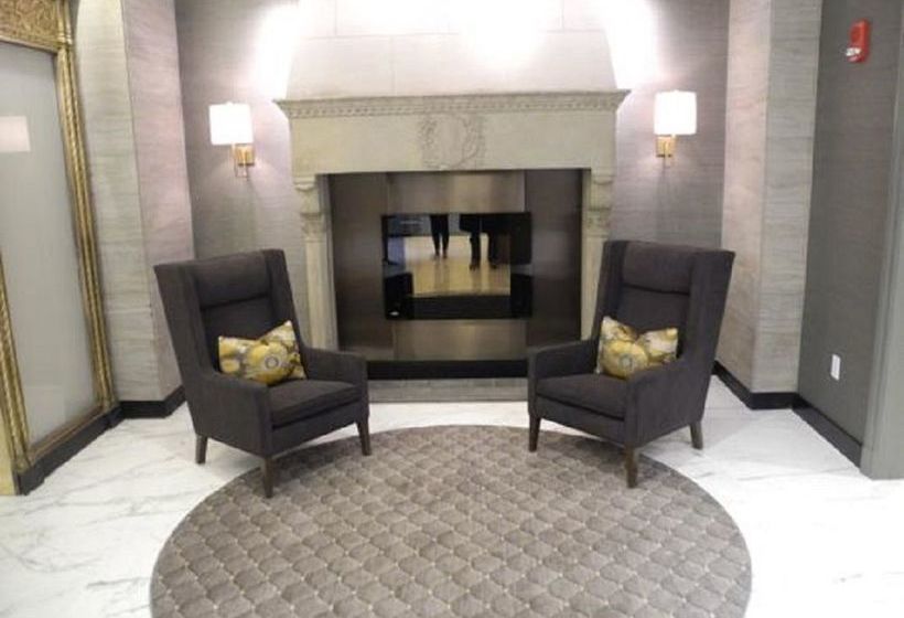 Global Luxury Suites At Bay Village