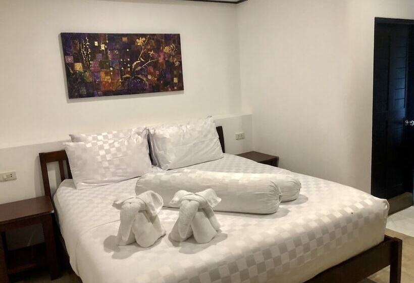 Hotel Baan Talay Thungwualaen