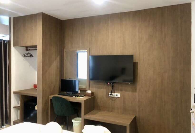 Hotel Baan Talay Thungwualaen