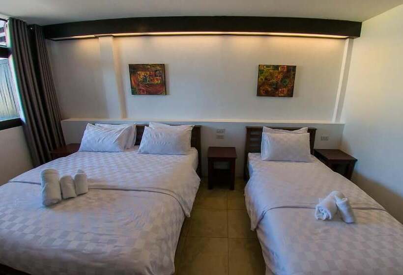 Hotel Baan Talay Thungwualaen