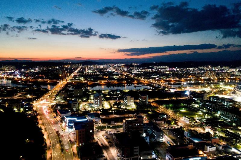 فندق Golden Business