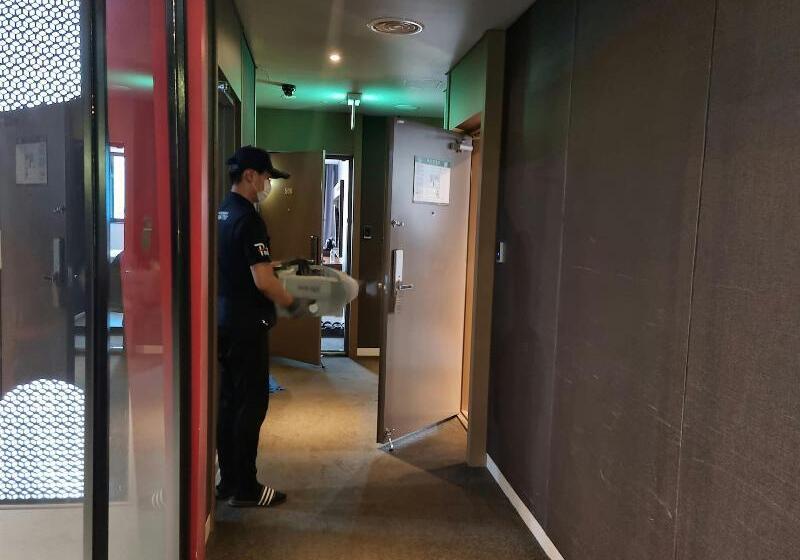 فندق Golden Business