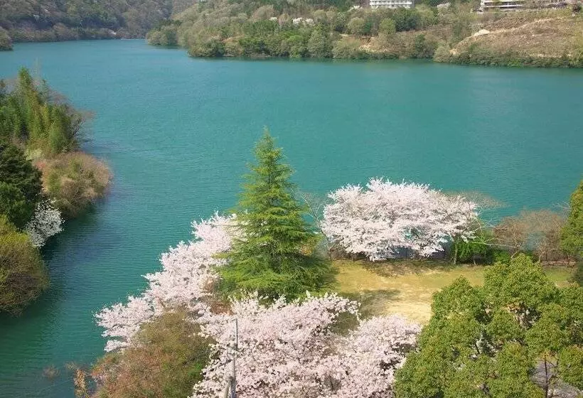 Hotelli Hyper Resort Villa Shionoe