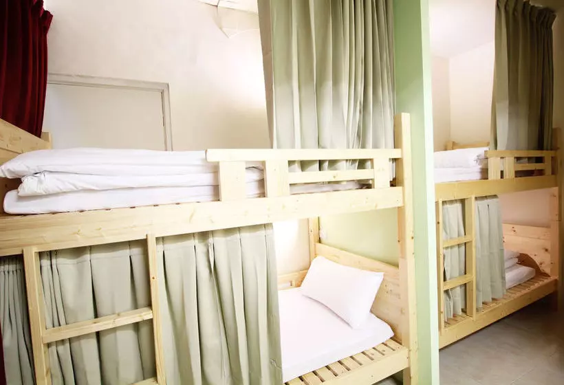 هتل Ipuli Hostel
