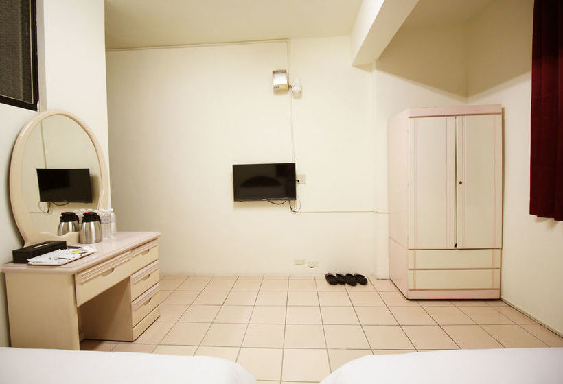 فندق Ipuli Hostel