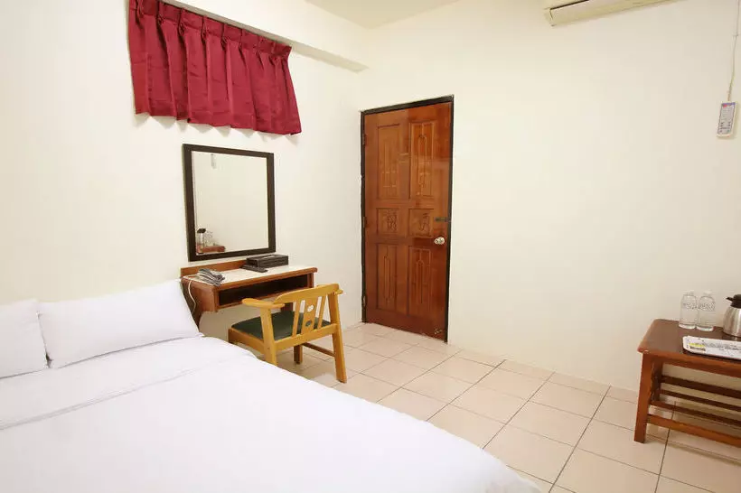 هتل Ipuli Hostel