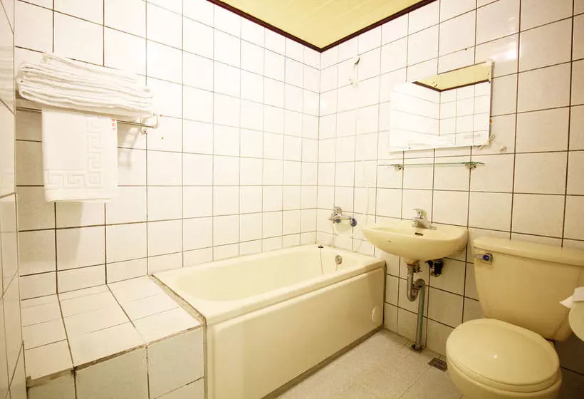 هتل Ipuli Hostel