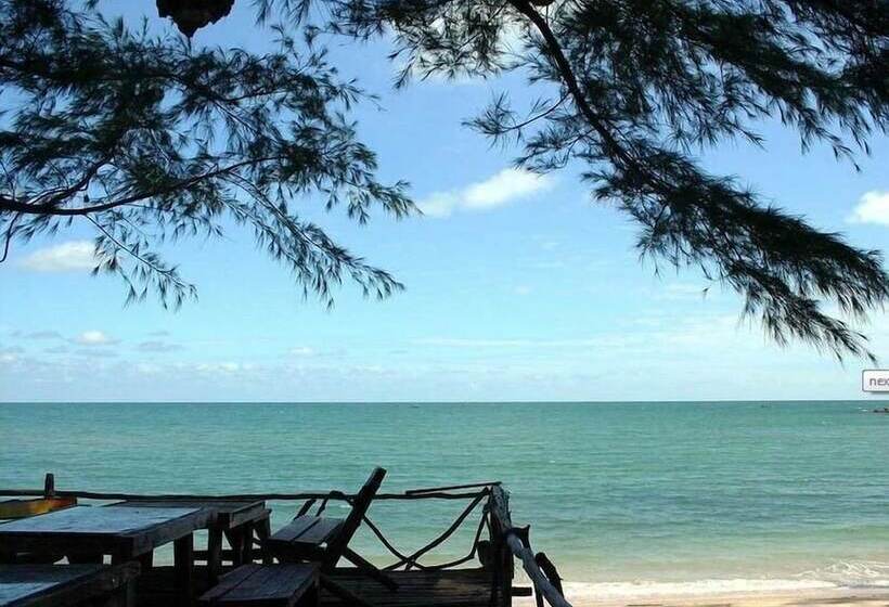 هتل Jungle Bay Resort