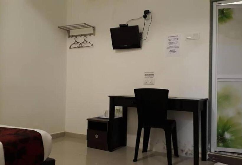 فندق Max Ferringhi