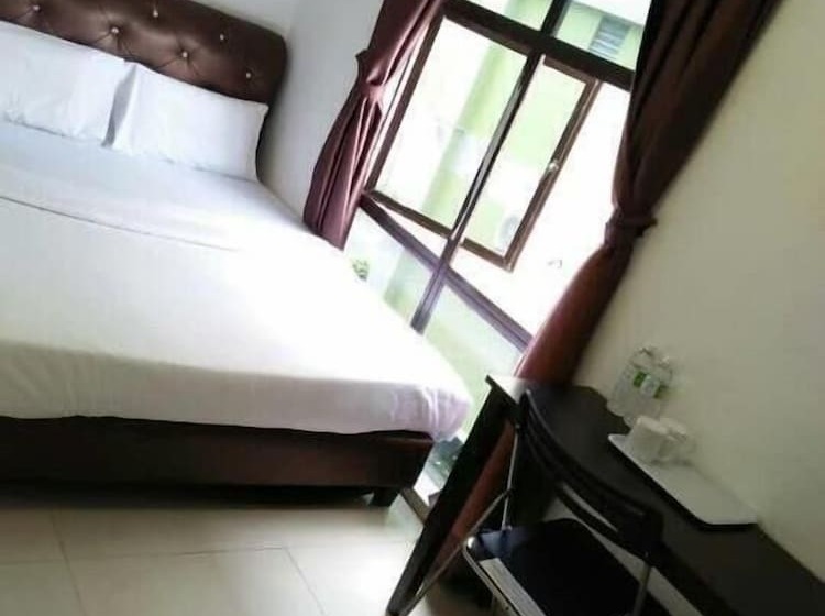 فندق Max Ferringhi