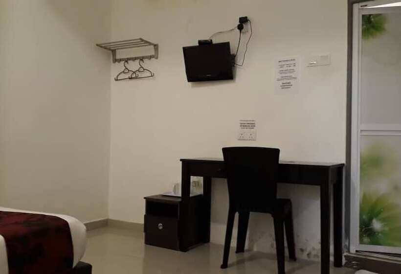 فندق Max Ferringhi