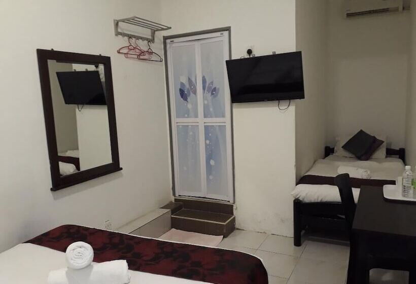 فندق Max Ferringhi