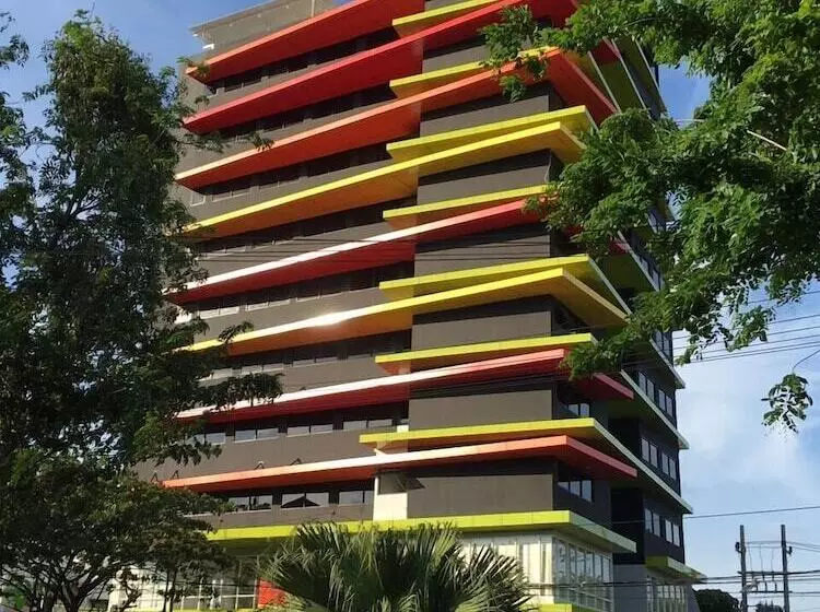 Maxonehotels At Dharmahusada   Surabaya