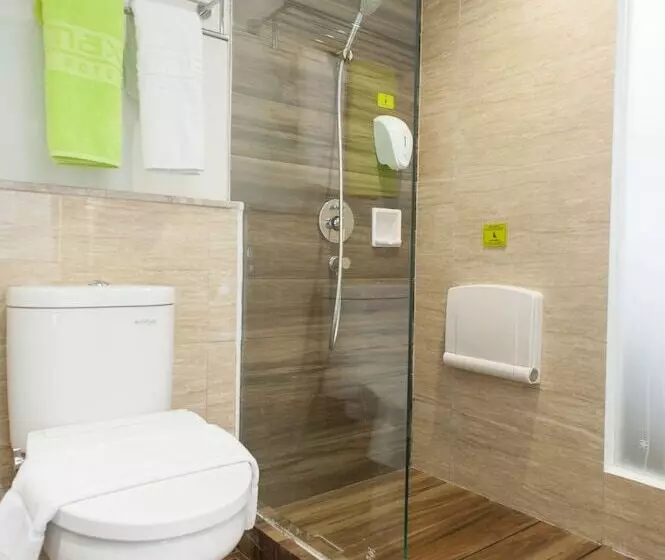 Maxonehotels At Dharmahusada   Surabaya