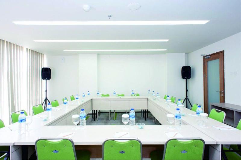 Maxonehotels At Dharmahusada Surabaya