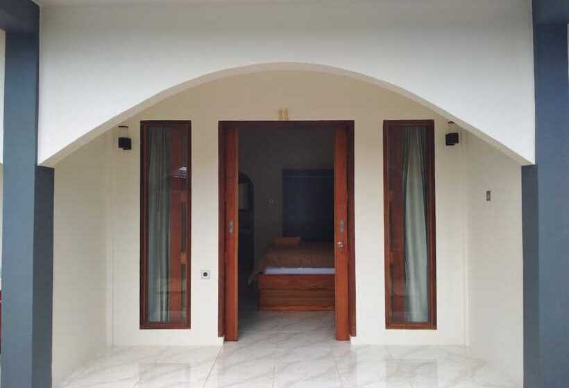 膳宿费 Family Garden Homestay