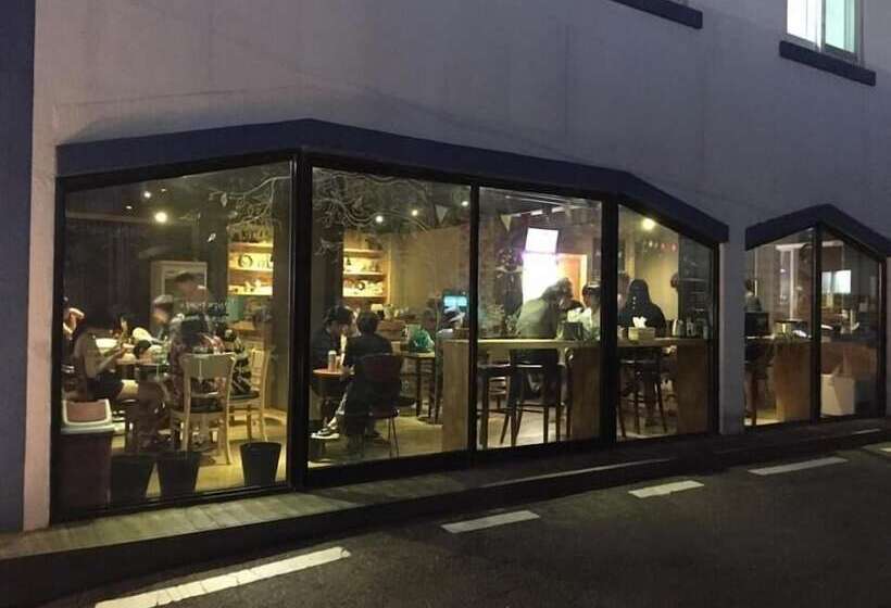 Pensão James Blue Hostel