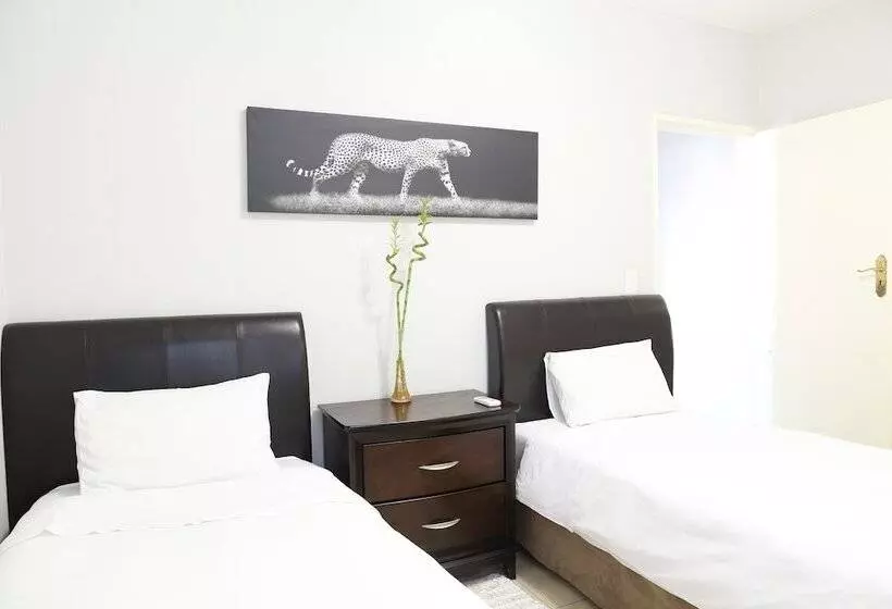 پانسیون Tilla S Guesthouse
